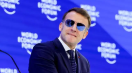 Presiden Prancis Emmanuel Macron menghadiri pertemuan tahunan Forum Ekonomi Dunia (WEF) ke-56 di Davos, Swiss, 20 Januari 2026. (foto:Reuters/Denis Balibouse/Mistar)