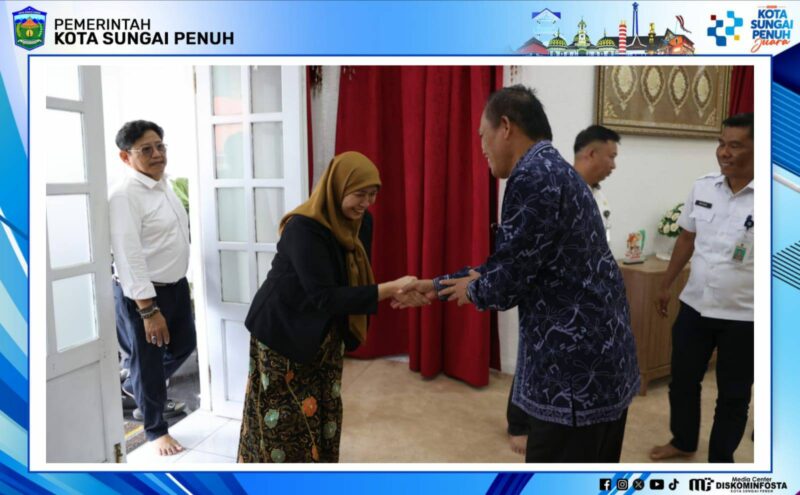 Wawako Azhar Koordinasi Transportasi Darat Bersama Kemenhub
(Foto: Diskominfosta Kota Sungai Penuh)