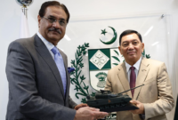 Delegasi pertahanan Indonesia dan Pakistan berdiskusi dalam pertemuan resmi untuk memperkuat kerja sama militer bilateral.
(Credit: Antara News)