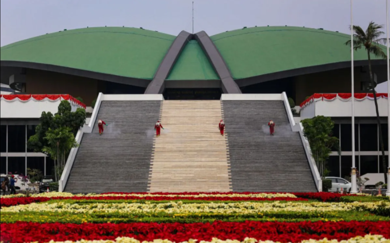 Gedung DPR RI Senayan sebagai pusat kegiatan politik nasional
Sumber Gambar: Website resmi DPR RI