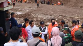 Pencarian Korban Longsor Pasir Langu Bandung Barat, 25 Kantong Jenazah Dievakuasi (Sumber : BNPB)