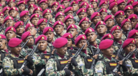 HUT ke-80 TNI, Ribuan Prajurit Unjuk Ketangkasan dan Parade Alutsista di Hadapan Presiden Prabowo. (Foto: Ari Saputra)