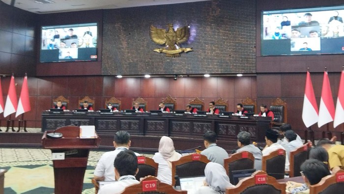 Foto: Pembacaan sidang putusan di ruang sidang pleno I gedung MK. (Kurniawan/detikcom)