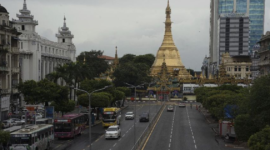 Tetangga RI Terapkan QR Code untuk Batasi Pembelian BBM