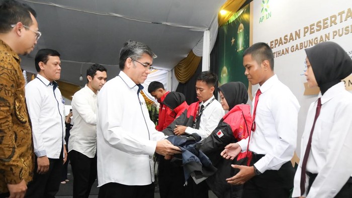 Pelepasan peserta magang ke Jepang oleh Kemnaker (Foto: dok. Kemnaker)