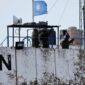 Pasukan penjaga perdamaian PBB bertugas di menara pengawas di Lebanon bagian selatan. (Reuters)