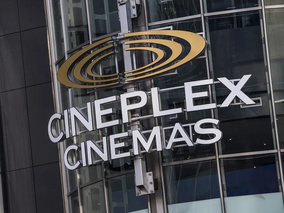 Salah satu jaringan bioskop Cineplex di Kanada yang kini dikabarkan tengah menarik minat investor global.(Photo by THE CANADIAN PRESS/Aaron Vincent Elkaim)