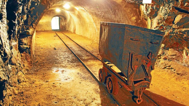 Ilustrasi tambang emas (iStock)