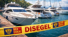 Bea Cukai Segel 4 Kapal Wisata Asing di Pantai Marina ( AI )