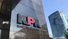 Ilustrasi. Logo Komisi Pemberantasan Korupsi (KPK) di Gedung KPK, Kuningan, Jakarta Selatan. KPK menangkap total 16 orang dalam operasi tangkap tangan (OTT) Bupati Tulungagung Gatut Sunu Wibowo. (Sumber: KOMPAS.com/GARRY ANDREW LOTULUNG)