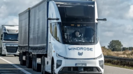 Windrose kirim truk listrik Class 8 pertama ke AS, jarak 450 mil, siap saingi Tesla.