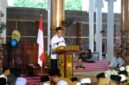 Wakil Gubernur Jambi menghadiri Tabligh Akbar dan Halal Bihalal Jambi 2026 di Masjid Agung Al-Falah bersama BKMT. ( Poto : JAMBIlink )