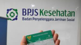 Pemerintah mengkaji kenaikan iuran BPJS Kesehatan 2026 di tengah defisit JKN, dengan rencana penyesuaian hanya untuk peserta mandiri. ( Poto : RRI)