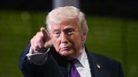 Trump Desak Negara yang Enggan Bantu Buka Selat Hormuz: “Berjuanglah Sendiri” ( Dok. AFP/JIM WATSON /Kompas.com )