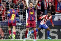 Hasil pertandingan Liga Champions 2025-2026 memastikan Atletico Madrid dan Paris Saint-Germain melaju ke babak semifinal.(AFP/OSCAR DEL POZO)