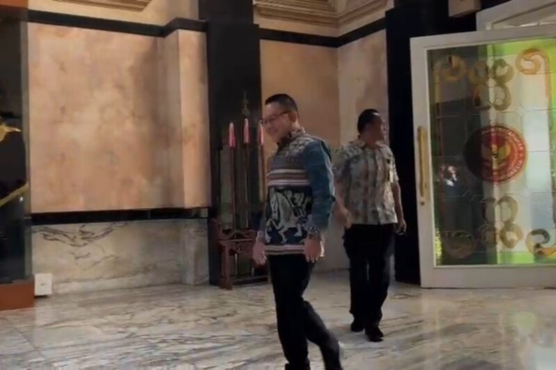 Eks KSAD Jenderal (Purn) Dudung Abdurachman di Kementerian Pertahanan, Jumat (24/4/2026).(KOMPAS.com/BAHARUDIN AL FARISI)