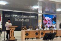 Prof.Ermaya Ingatkan Ancaman Krisis Energi hingga Ekonomi ( dok.JAMBIlink )