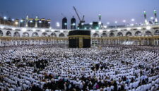 DPR Pertanyakan Dasar Hukum “War Ticket Haji” (dok.Madaninews.id)