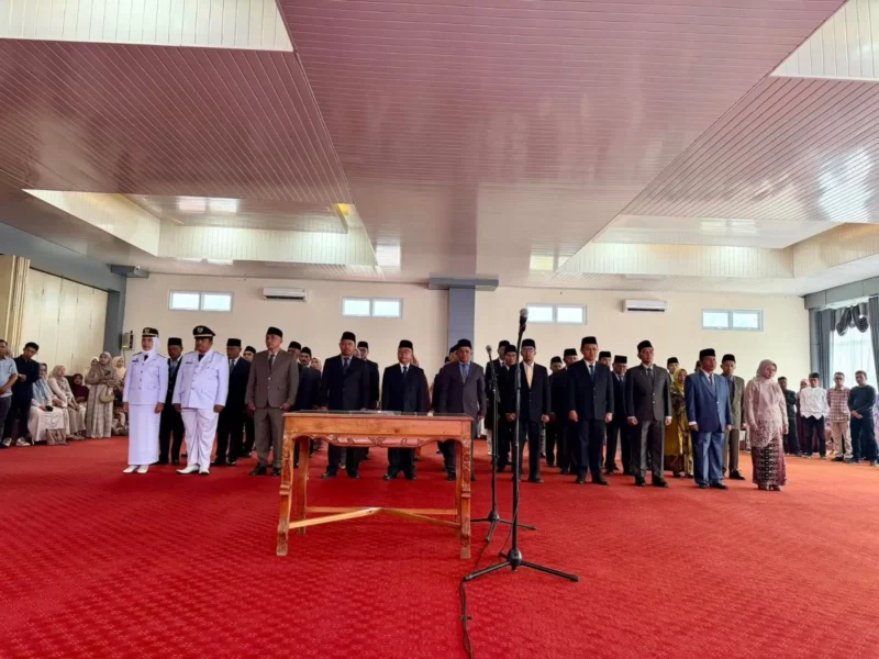 Pemkab Kerinci kembali merotasi sejumlah pejabat, guna tingkatkan kinerja dan pelayanan masyarakat. (Dedi Aguspriadi/metrojambi.com)