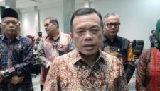 Sudirman resmi jadi Komisaris Utama Bank Jambi. Al Haris jelaskan alasan penunjukan serta status tiga komisaris yang masih dalam proses seleksi. ( Poto : detiksumbagsel ).
