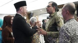 Novel Baswedan dan Haris Azhar Hadiri Pelantikan Dirjen Imigrasi Hendarsam Marantoko ( dok.detiknews )