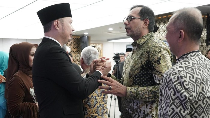 Novel Baswedan dan Haris Azhar Hadiri Pelantikan Dirjen Imigrasi Hendarsam Marantoko ( dok.detiknews )