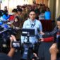 SPPG Polri Pejaten uji coba sistem MBG prasmanan di SMA Kemala Bhayangkari 1 Jakarta. Program ini melatih disiplin siswa sekaligus meningkatkan layanan gizi.( Poto : detiknews).