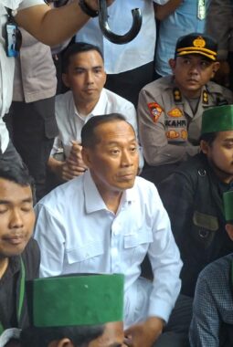 Fauzan Temui Demonstran, Isu Penutupan Prodi Jadi Sorotan Mahasiswa