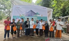 Bank Jambi Kurban 42 Sapi dan 5 Kambing, Daging Dibagikan ke Warga