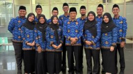 Menag bersama PNS yang dilatik ( Poto : JAMBIEKSPRES.CO.ID )