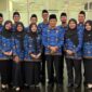 Menag bersama PNS yang dilatik ( Poto : JAMBIEKSPRES.CO.ID )