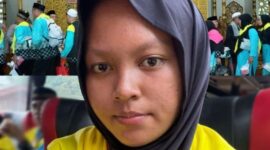 Keberangkatan jemaah haji Kabupaten Tebo 2026 menghadirkan kisah inspiratif dari Suci Gina Aurelia, jemaah termuda berusia 14 tahun asal Jambi yang menjadi sorotan dan inspirasi generasi muda.( Poto : JAMBIPRIMA.COM ).