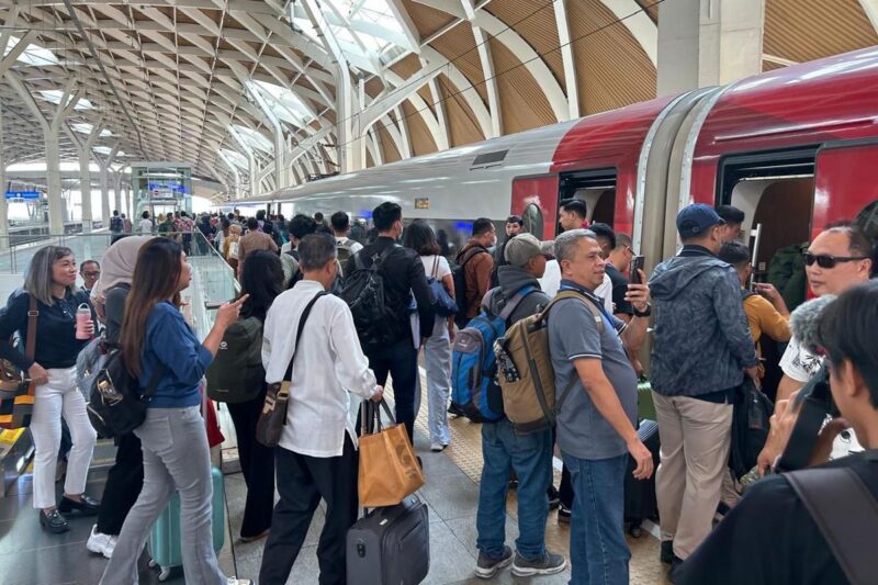 Mobilitas masyarakat Indonesia meningkat pada kuartal I-2026 dan mendorong pertumbuhan ekonomi. ( Poto : KOMPAS.com )