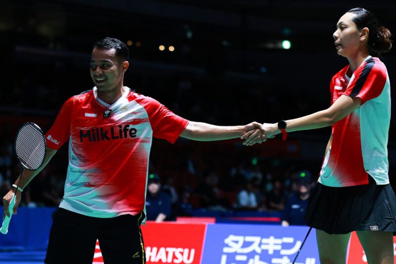 Pasangan ganda campuran Indonesia, Rehan Naufal Kusharjanto/Gloria Emanuelle Widjaja( Poto : kompas.com ).