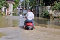Tanggul Widodaren Jebol, Dua Desa di Pati Banjir( Poto : kompas.com )