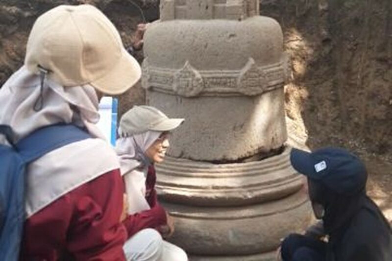 Penemuan stupa candi boyolali di Desa Nepen, Kecamatan Teras, Boyolali.( Poto : kompas.com )