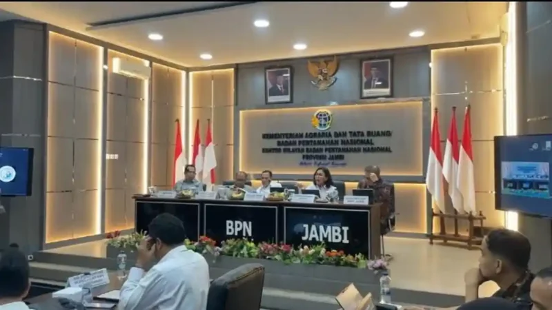 Sengketa lahan Gambut Jaya di Muaro Jambi masih berlanjut. BPN Jambi memanggil ratusan pihak untuk klarifikasi data dan verifikasi kepemilikan lahan.( Poto : TRIBUNJAMBI.COM ).