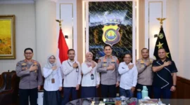 Kapolda Jambi Irjen Pol Krisno H Siregar bersama pihak BPS Jambi. (ANTARA/HO/Humas Polda Jambi)