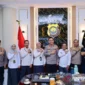 Kapolda Jambi Irjen Pol Krisno H Siregar bersama pihak BPS Jambi. (ANTARA/HO/Humas Polda Jambi)