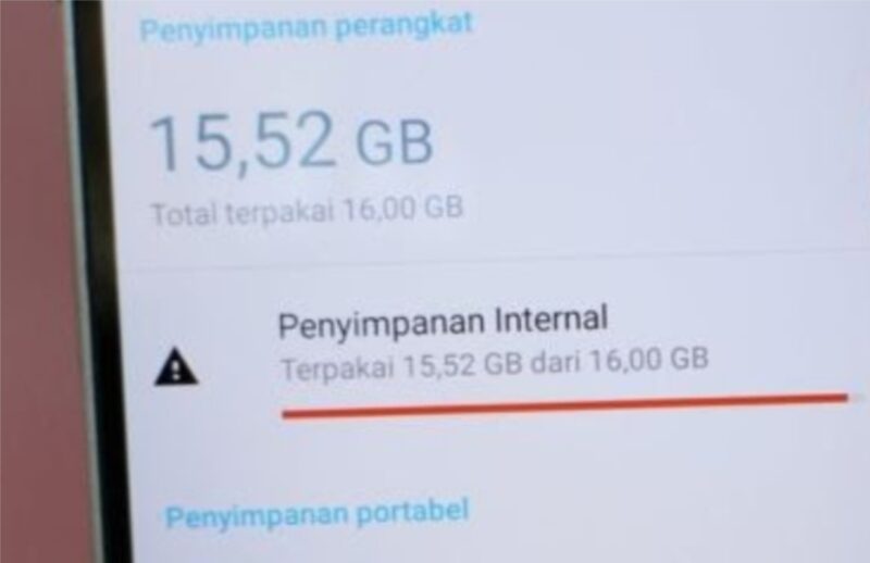 ilustrasi memori HP penuh ( Poto : istimewa ).
