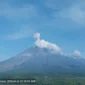 Gunung Semeru erupsi dengan letusan setinggi 1.000 meter di atas puncak pada Rabu (16/4/2025) pagi ( Poto : ANTARA )