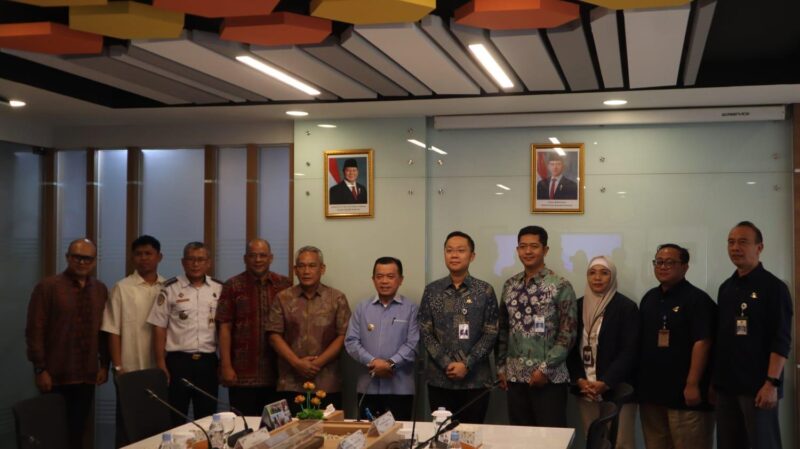 Gubernur Jambi Al Haris bertemu Direktorat Jenderal Perkeretaapian Kementerian Perhubungan di Jakarta.( Poto : JAMBIlink.id ).
