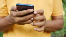Foto: Nokia G42 5G Resmi Meluncur, HP 5G Terbaru yang Bisa Diperbaiki Sendiri Tanpa Ribet. (Illustration by Pexels)
