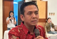 Wakil Ketua LPSK Wawan Fahrudin dalam media gathering di Bandung, Jawa Barat, Selasa (4/11/2025) malam.( poto : ANTARA )