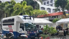 Gerai layanan SIM Keliling di Kantor Pos Lapangan Banteng, Jakarta Pusat.( ilustrasi poto : ANTARA )