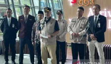 Menteri Haji dan Umrah RI Mochamad Irfan Yusuf memimpin konferensi pers, Selasa (23/6/2026).( poto : ANTARA )