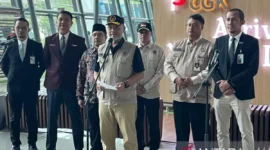 Menteri Haji dan Umrah RI Mochamad Irfan Yusuf memimpin konferensi pers, Selasa (23/6/2026).( poto : ANTARA )