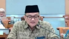Kepala Badan Pelaksana BPKH Fadlul Imansyah dalam rapat dengar pendapat bersama Komisi VIII DPR RI di Jakarta, Selasa (23/6/2026). ( poto : kabarin.com )