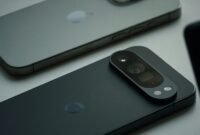 Ilustrasi HP Android Google Pixel dan iPhone.( poto : kompas.com )