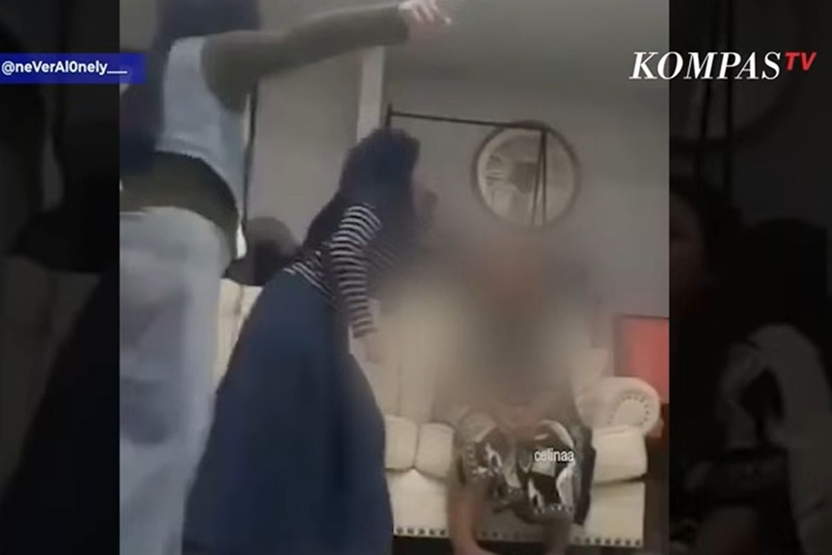 Cuplikan video penganiayaan ART asal Indonesia oleh empat warga negara Malaysia di Johor, Malaysia yang viral di media sosial.(Kompas.com )
